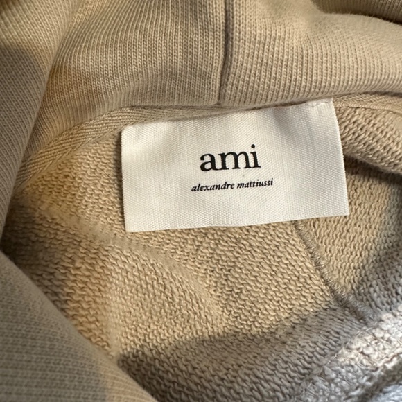 Ami Alexandre - Picture 7 of 7